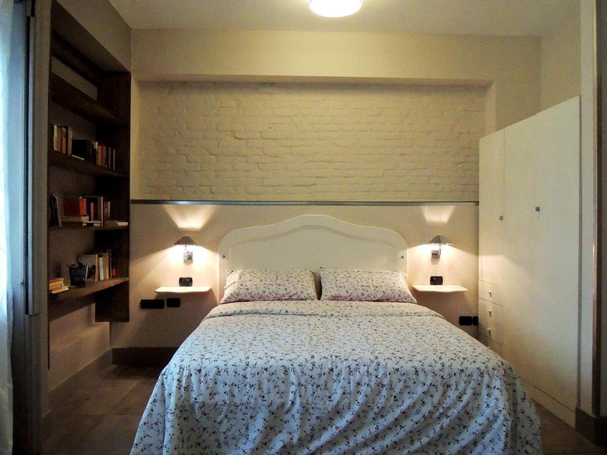 Two Sisters Suites Napoli Bagian luar foto