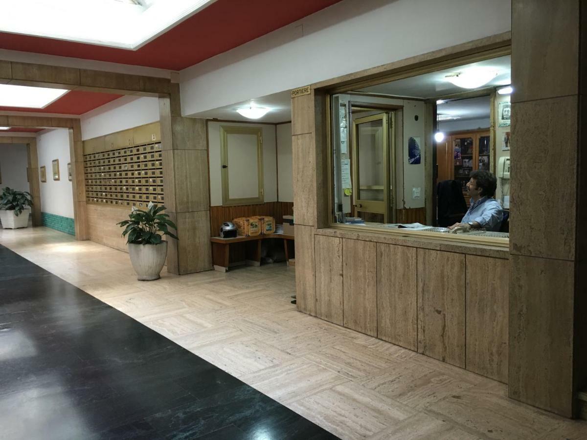Two Sisters Suites Napoli Bagian luar foto