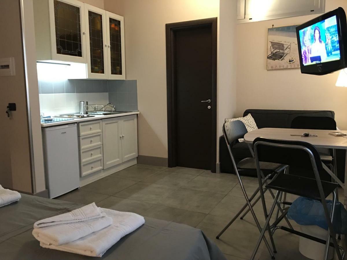 Two Sisters Suites Napoli Bagian luar foto