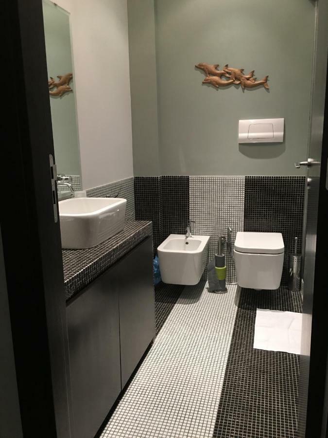 Two Sisters Suites Napoli Bagian luar foto