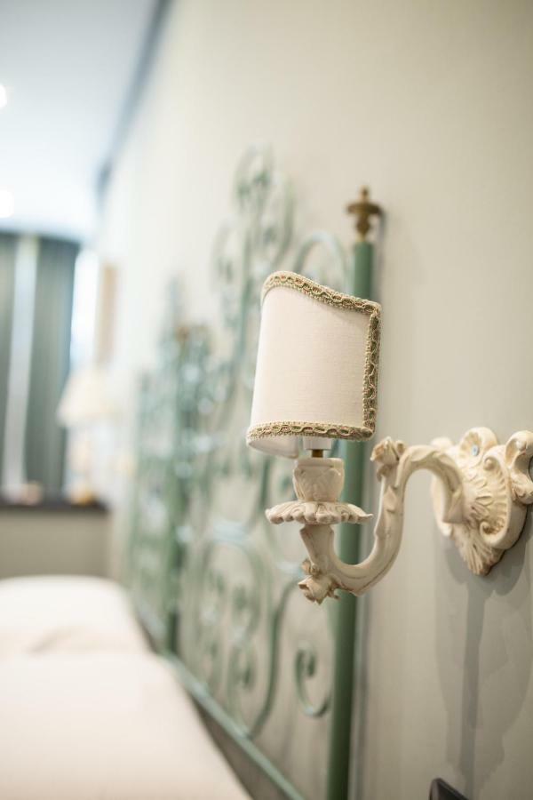 Two Sisters Suites Napoli Bagian luar foto